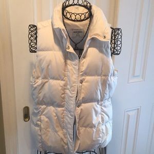 Old Navy white light puffy vest
